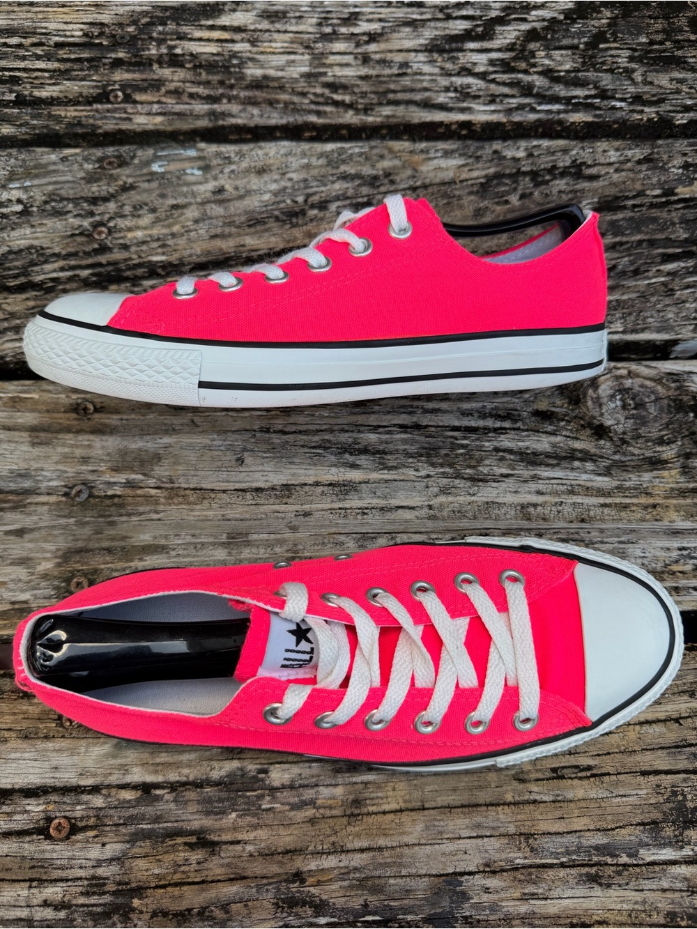 Converse Chuck Taylor All Star Unisex M-7 W-9 Pink Low Top Canvas Sneakers X2 - Picture 2 of 14